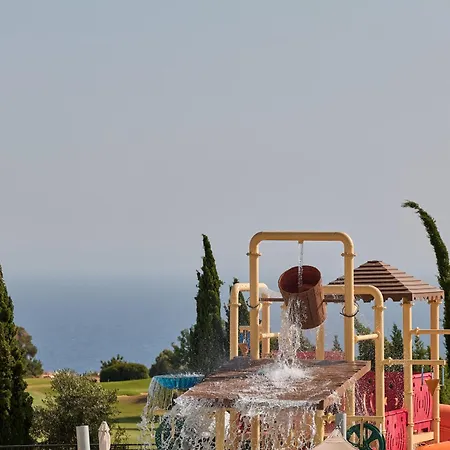 Hotel Aphrodite Hills - Premium Serviced 4*
