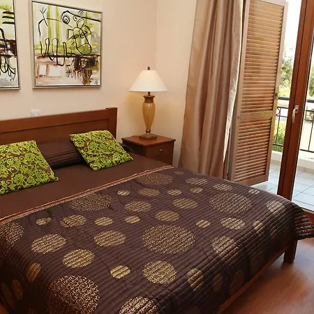 Aphrodite Hills - Premium Serviced