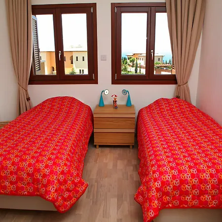 Hotel Aphrodite Hills - Premium Serviced 4*