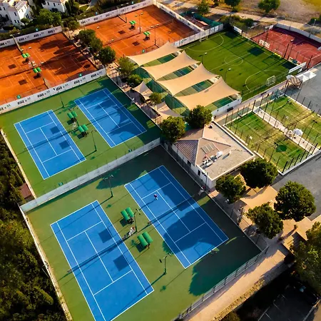 Aphrodite Hills - Premium Serviced 4*