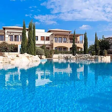 Aphrodite Hills - Premium Serviced 4*