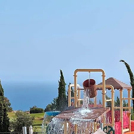 Aphrodite Hills - Premium Serviced 4* Kouklia
