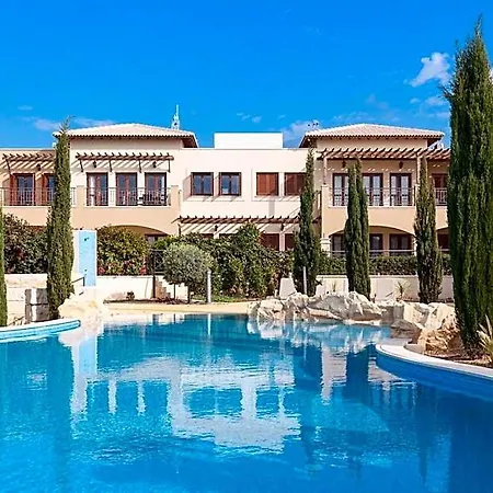 Aphrodite Hills - Premium Serviced