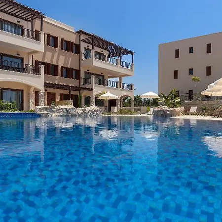 Aphrodite Hills - Premium Serviced 4*