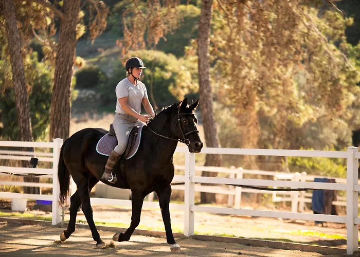 Aphrodite Hills - Premium Serviced Hotell