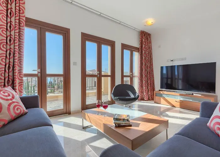 Aphrodite Hills - Premium Serviced