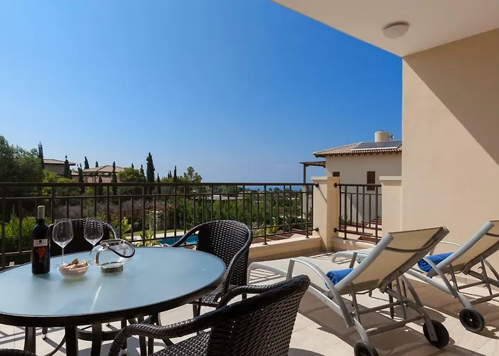 Aphrodite Hills - Premium Serviced Hotell