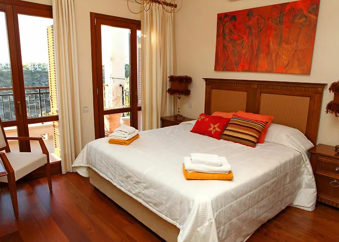 Aphrodite Hills - Premium Serviced Kouklia