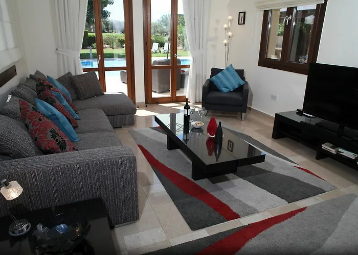 Aphrodite Hills - Premium Serviced 4* Kouklia