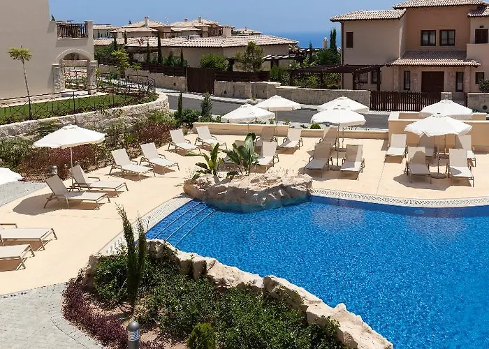 Aphrodite Hills - Premium Serviced